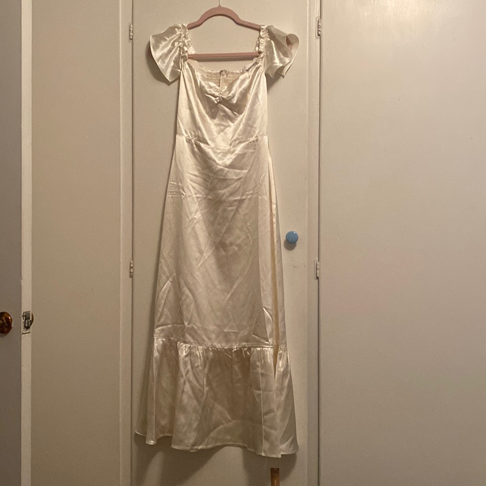 NWT Reformation Sianna silk dress ivory size 2